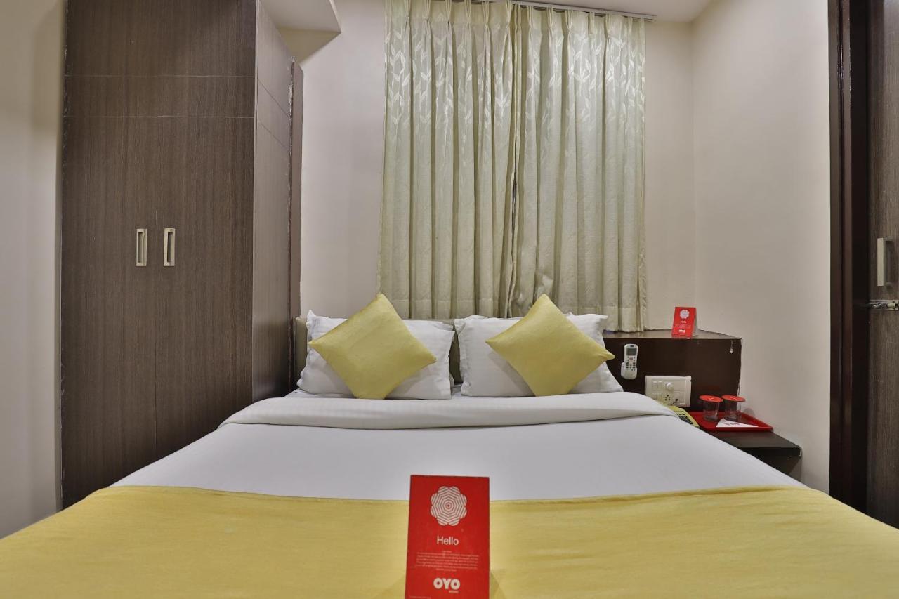 New Rajdhani Hotel Vadodara Eksteriør bilde